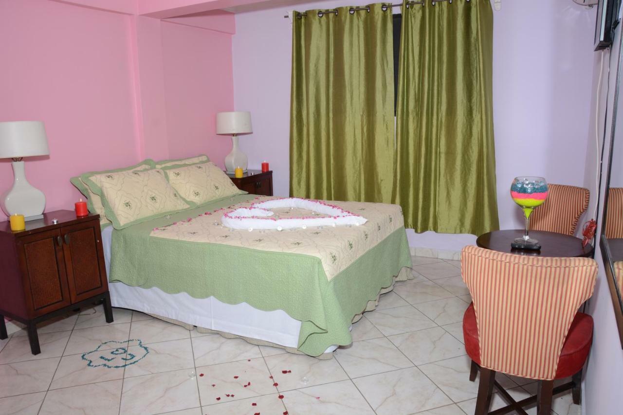 Hotel Tabarre 'S Palace Port-au-Prince Buitenkant foto