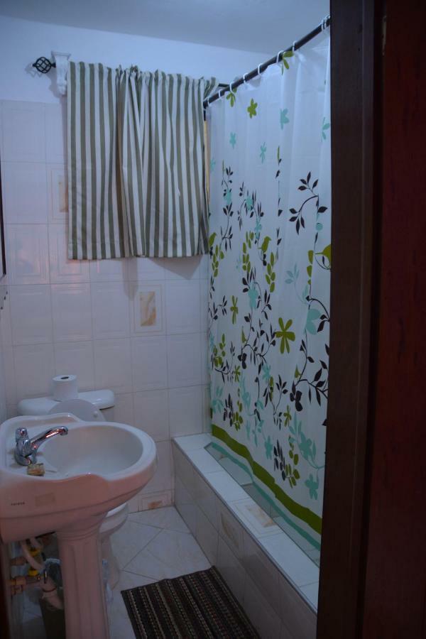 Hotel Tabarre 'S Palace Port-au-Prince Buitenkant foto