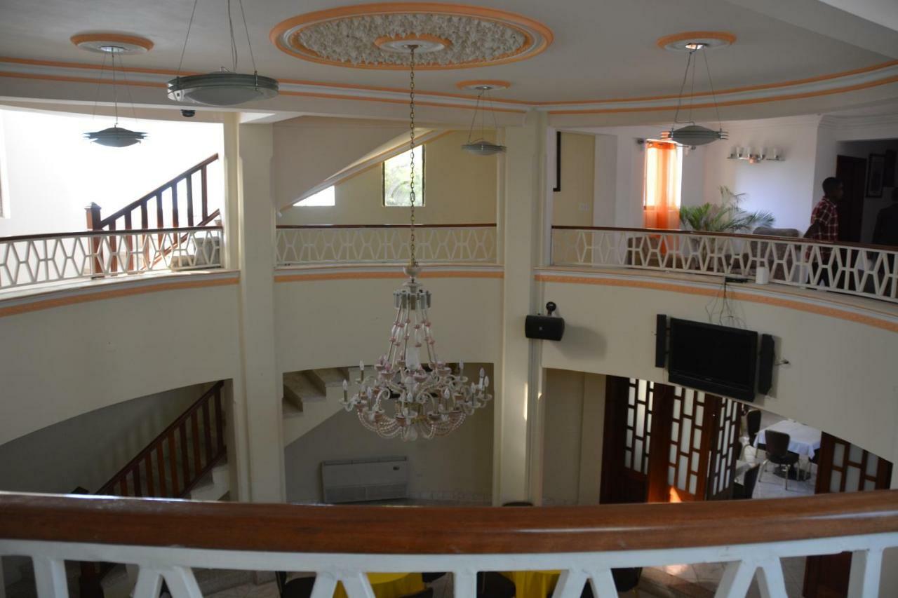 Hotel Tabarre 'S Palace Port-au-Prince Buitenkant foto