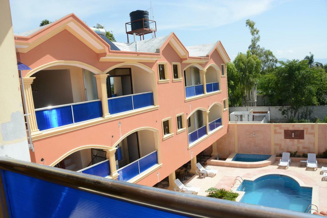 Hotel Tabarre 'S Palace Port-au-Prince Buitenkant foto